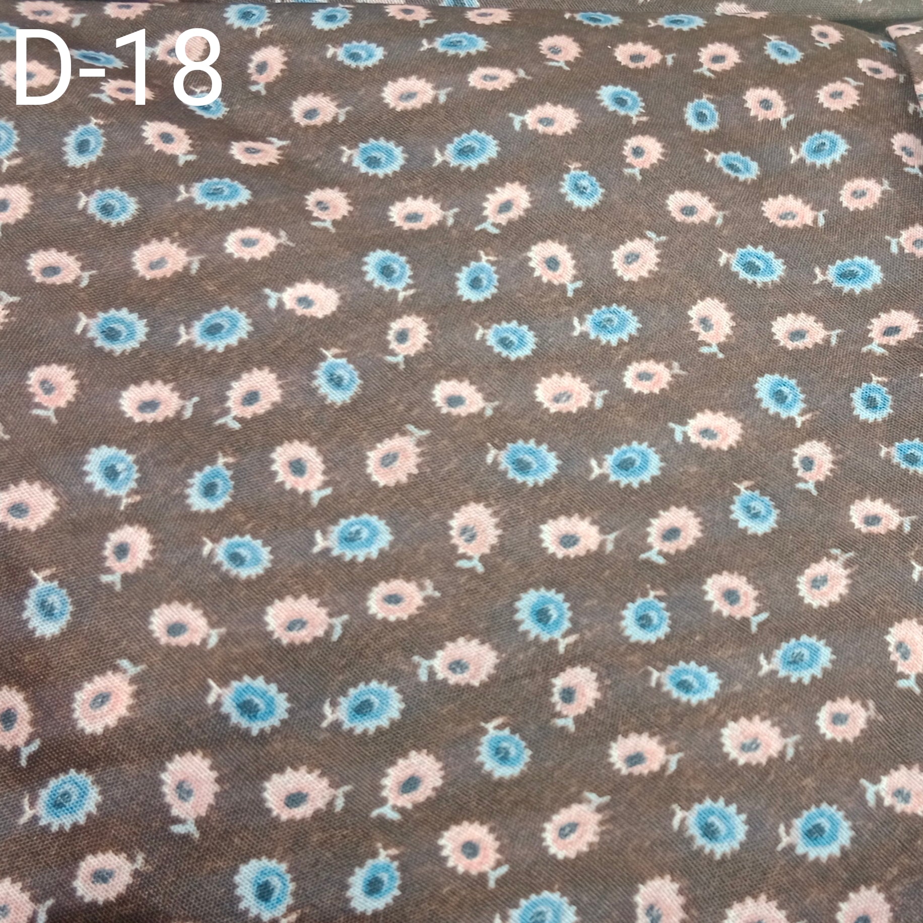 Namaz Chadar With Sleeves - D18